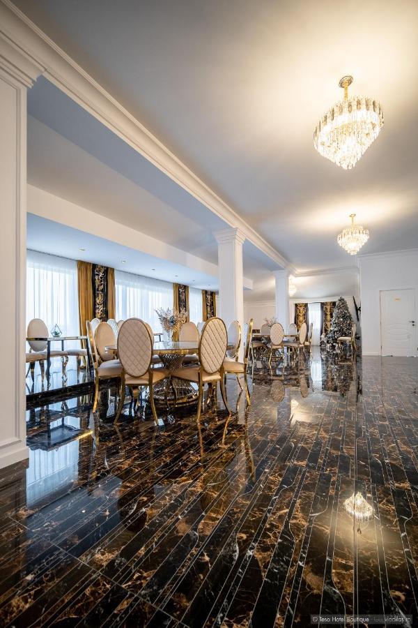 Tesa Boutique Hotel Targu Neamt Exterior foto